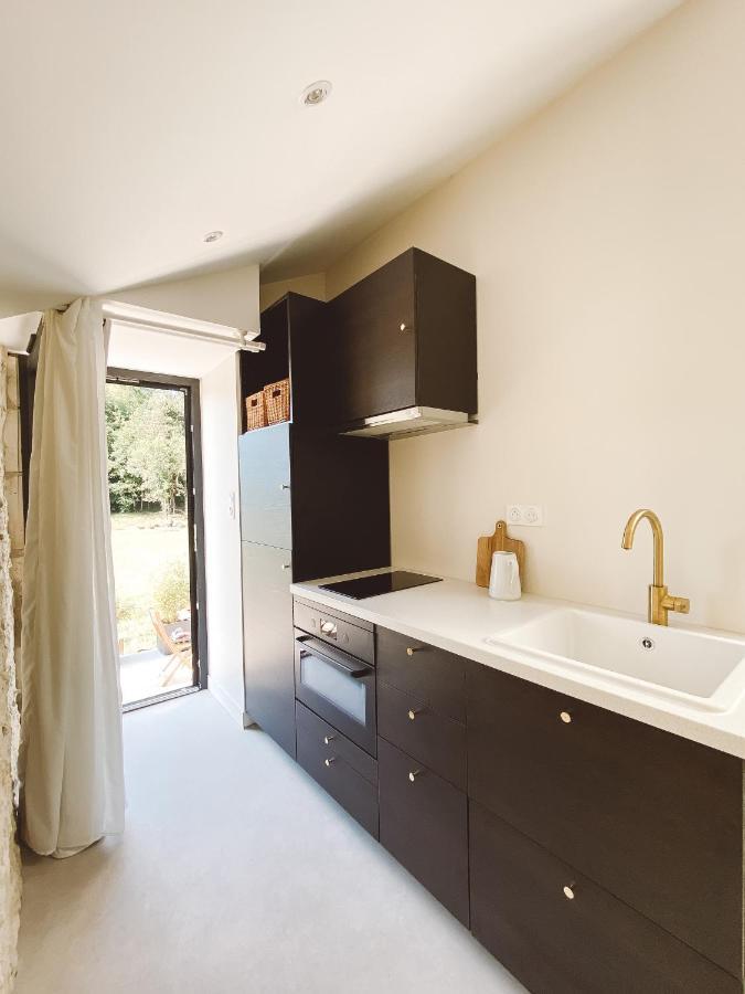 La Parenthese, Joli Studio Avec Terrasse Valeuil Kültér fotó
